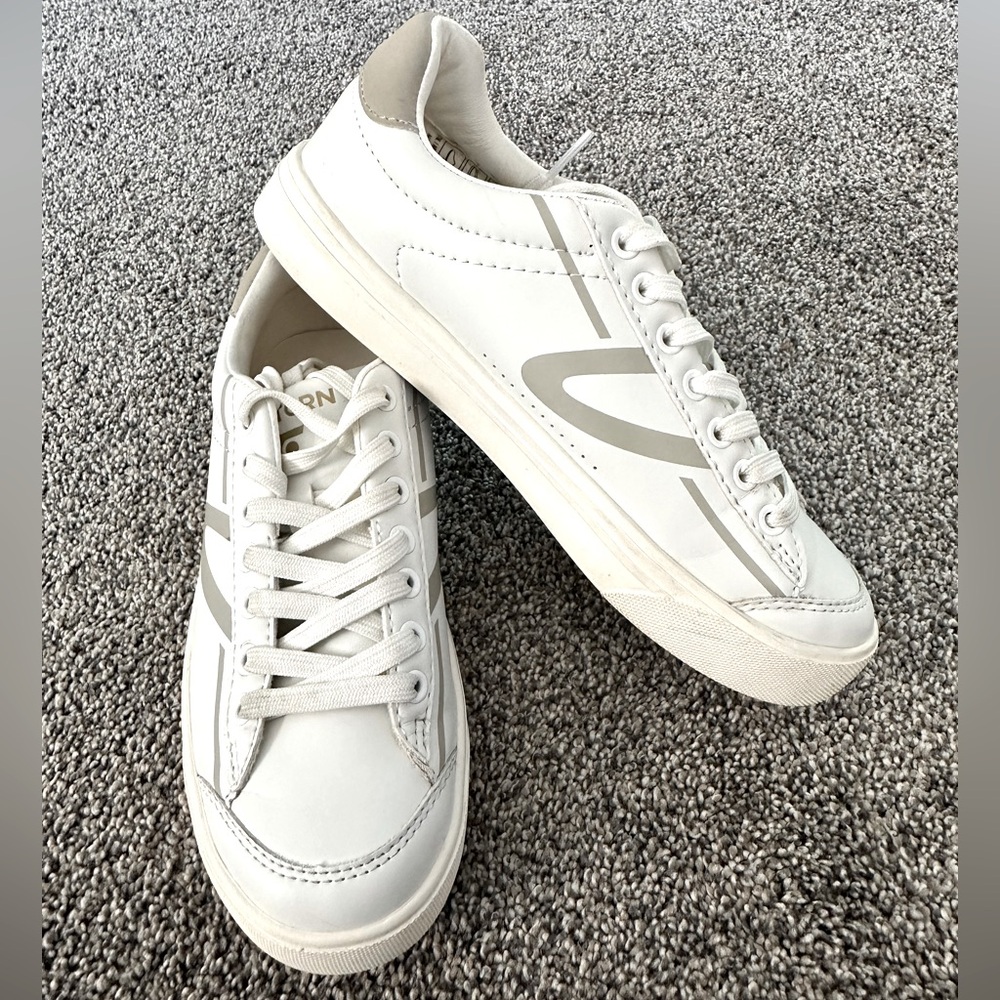Tretorn Women's Serve Fashion Sneakers 6 Pre-Loved